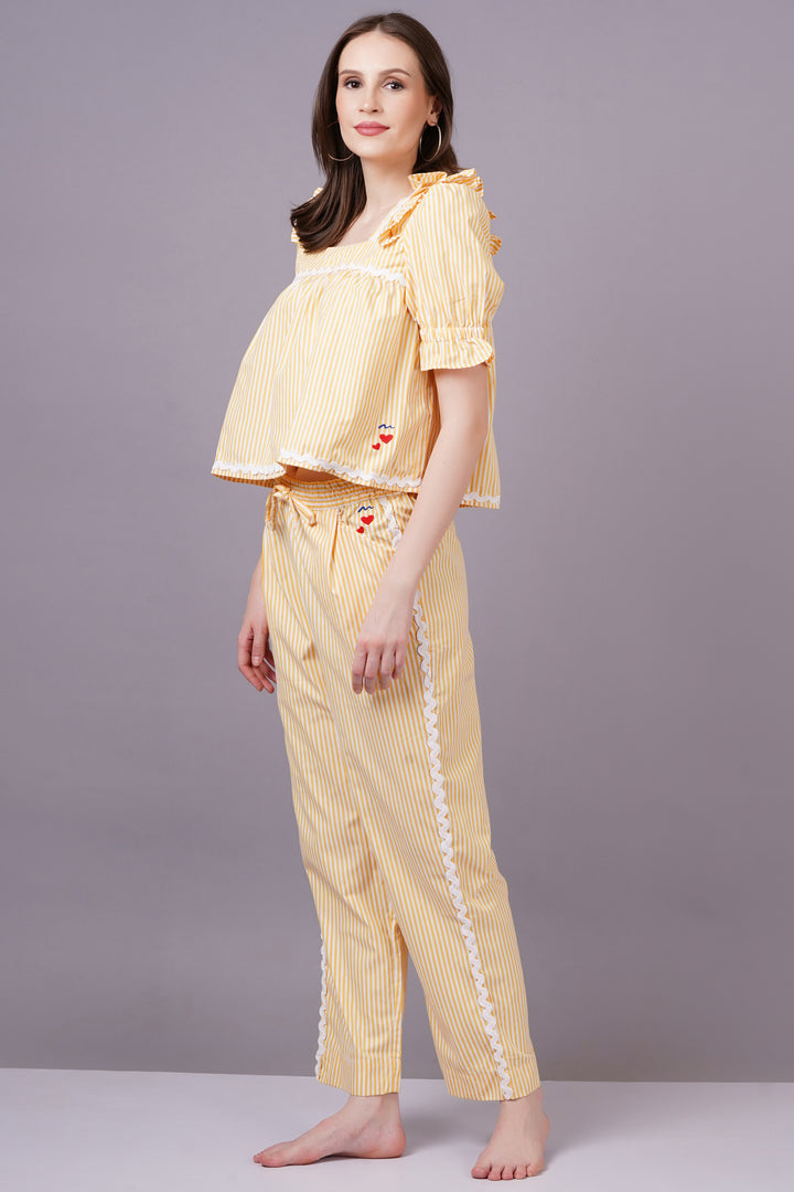 MINGLAY  Woman Yellow Poly Cotton Stripe Half Sleeve Square Neck A-line Cor-set