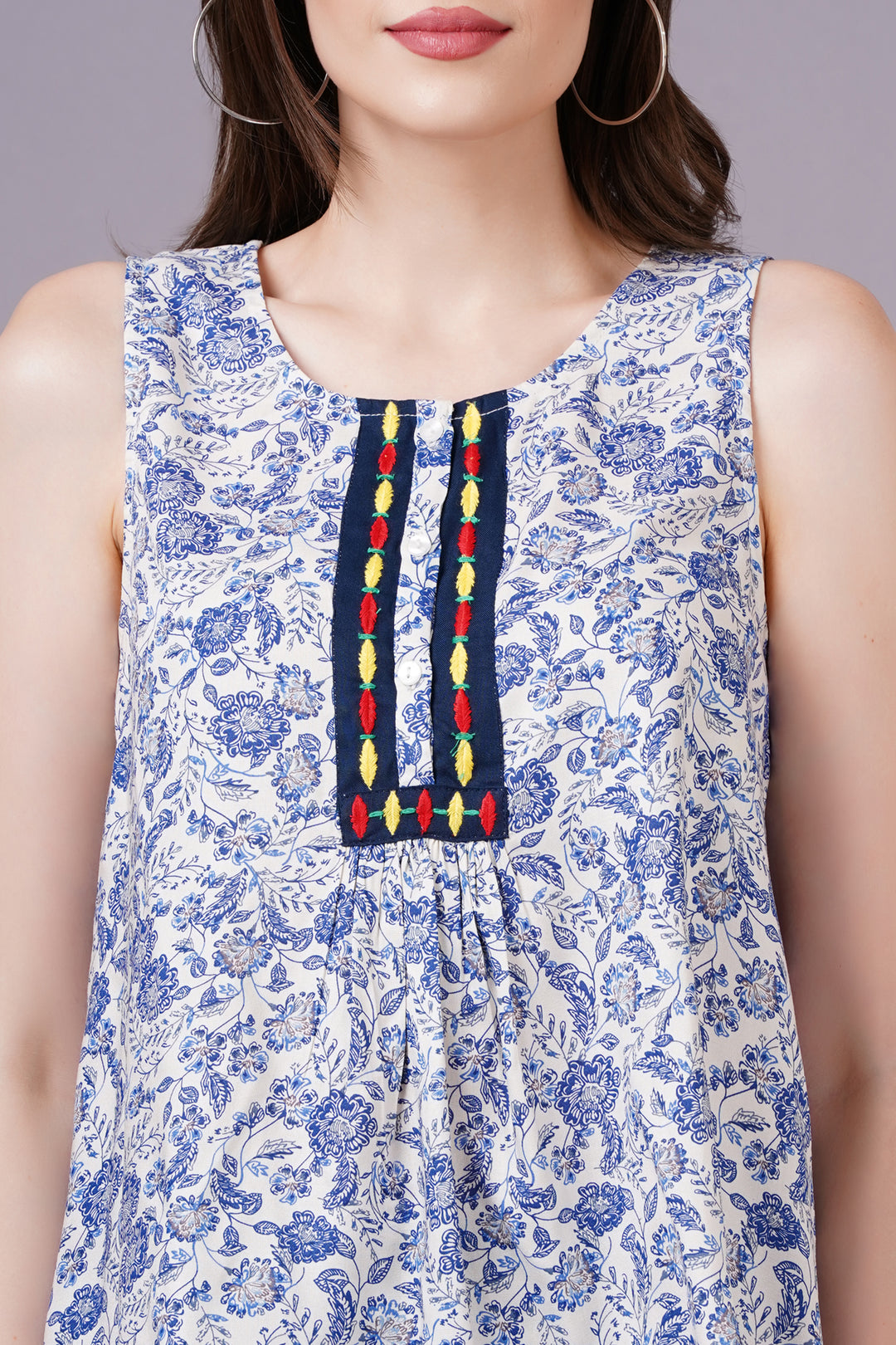 MINGLAY  Woman Blue Rayon Floral Print Sleeveless Round Neck A-line Blouse